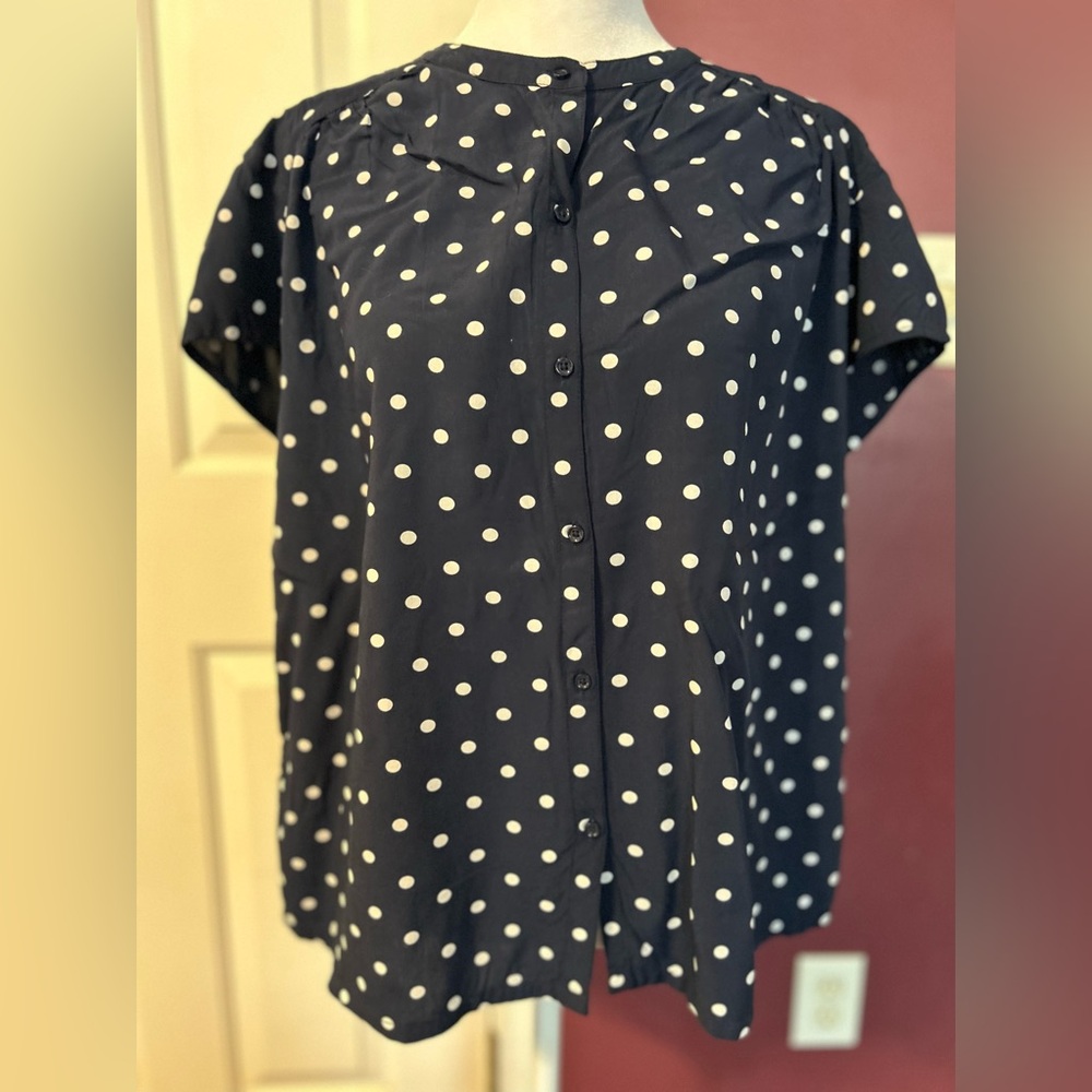 Old Navy Short Sleeve Button Up Top Blue With White Polka Dots Size Medium